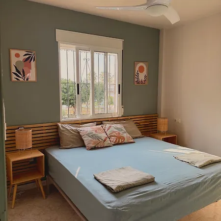 Beautiful - 2 Seperate Bedrooms La Mata Apartment